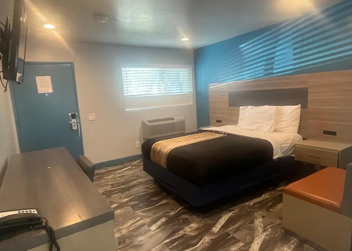 Travel Inn Motel